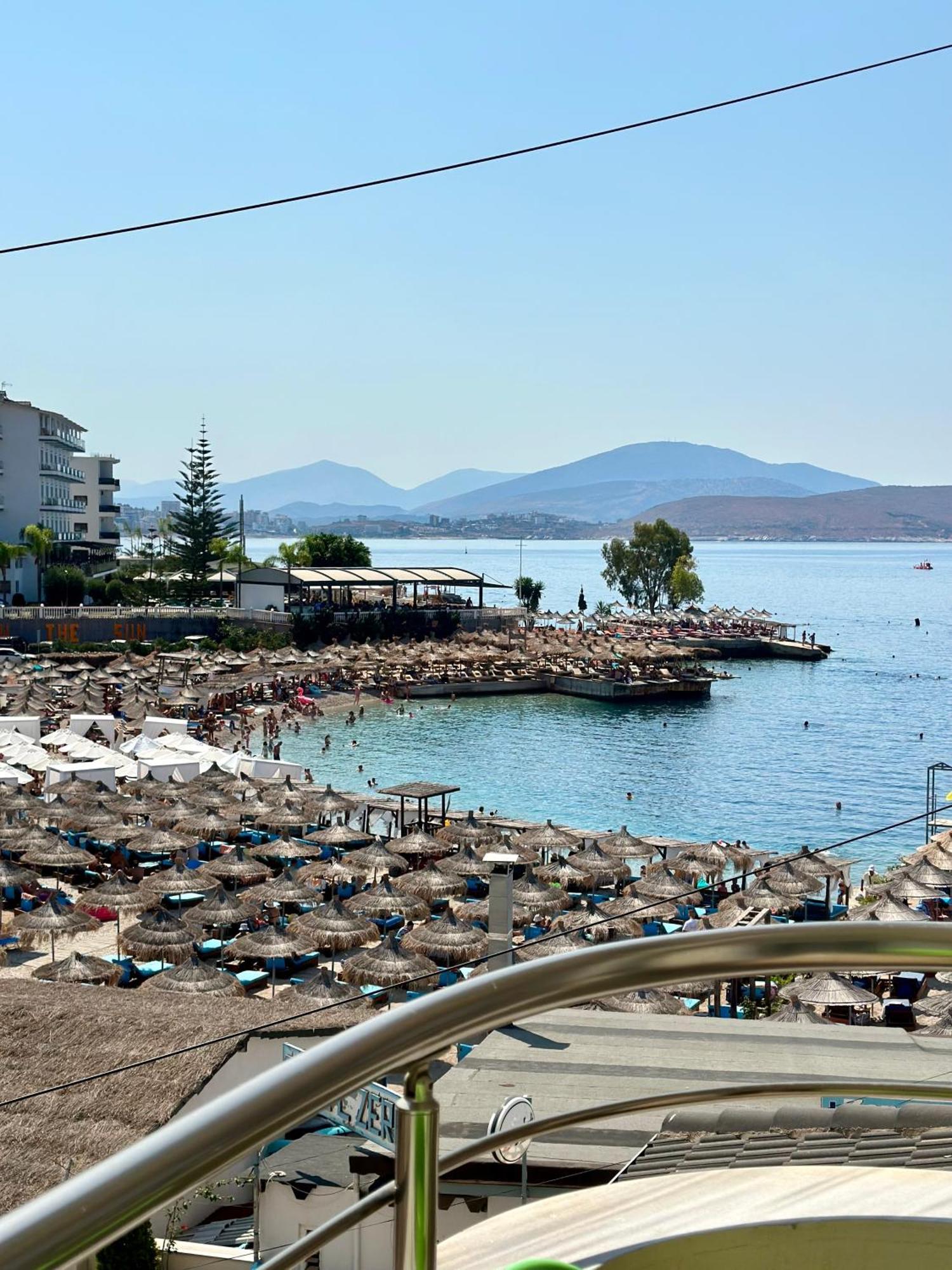 Aqua Apartments Seaview Saranda Extérieur photo